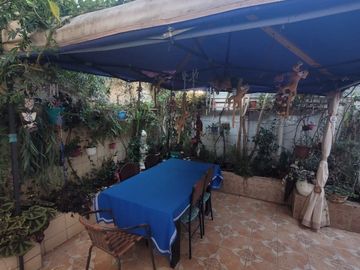 HERMOSA CASA CENTRAL EN VENTA,