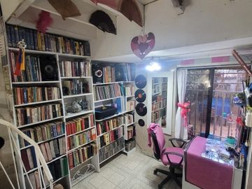 HERMOSA CASA CENTRAL EN VENTA,
