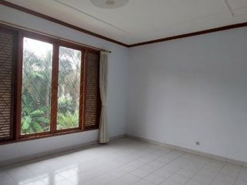 DISEWAKAN RUMAH DI JL. PURNAMA CIPETE JAKARTA SELATAN