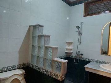 DISEWAKAN RUMAH DI JL. PURNAMA CIPETE JAKARTA SELATAN