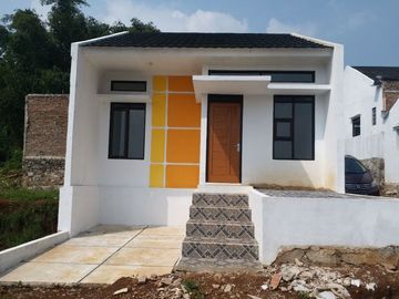 Rumah Asri Nyaman di Arjasari Banjaran Dilewati Jalur Angkot.