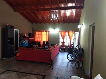Chalet en venta en Cañuelas