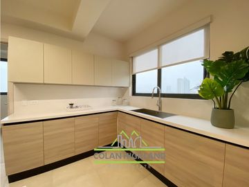 Alquiler / Venta Apt Ocean House, Santa Maria