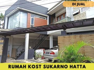 Rumah kost plus rumah induk dijual dekat kampus BRAWIJAYA Lowokwaru kota Malang.