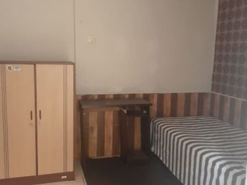 Rumah kost plus rumah induk dijual dekat kampus BRAWIJAYA Lowokwaru kota Malang.