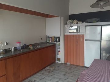 Rumah kost plus rumah induk dijual dekat kampus BRAWIJAYA Lowokwaru kota Malang.