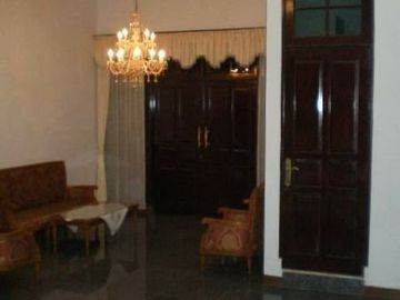 Dijual Rumah Besar Di Pondok Indah Jl Kartika Utama - Dg Swimming Pool - Bagus Siap Huni