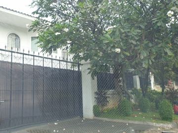Dijual Rumah Besar Di Pondok Indah Jl Kartika Utama - Dg Swimming Pool - Bagus Siap Huni