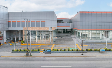 Local en Renta en  plaza comercial sobre periferico en Tlalnepantla