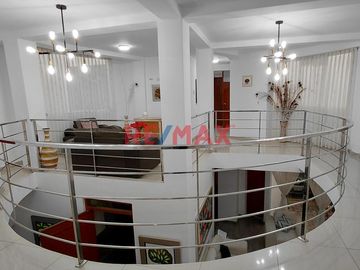 Se Vende Hermosa Casa En Ingenieria Ii Cerca A La Upao
