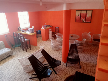 Casa de dos niveles y dos recamaras en la colonia Luces en el Mar de Acapulco