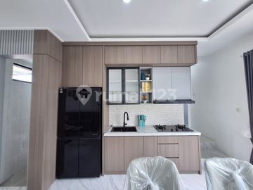 Rumah Modern Minimalis Full Furnished di Cirendeu