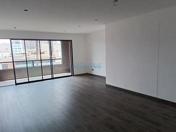 Departamentos Venta AV. Guardia Civil - Piso 2 - SAN ISIDRO