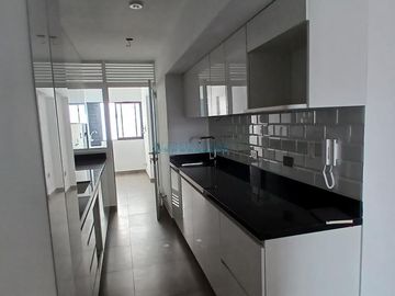 Departamentos Venta AV. Guardia Civil - Piso 2 - SAN ISIDRO