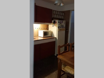 Semipiso en Venta en Flores 3 ambientes 65 m2 + 2 patios en 1er piso por ascensor, al contrafrente, con cochera cubierta - Argerich 900
