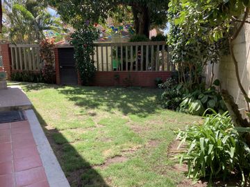casa condominio en arriendo/venta en villa campestre. Cod V103784
