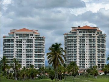 VENTA DE PENTHOUSE EN SAN CARLOS, PH LAS OLAS 2