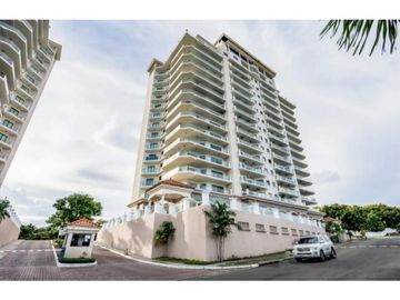 VENTA DE PENTHOUSE EN SAN CARLOS, PH LAS OLAS 2