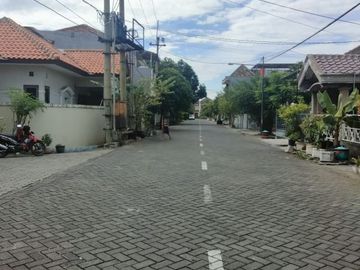 Rumah Siap Huni Dijual Di Taman Pondok Indah, Wiyung DN