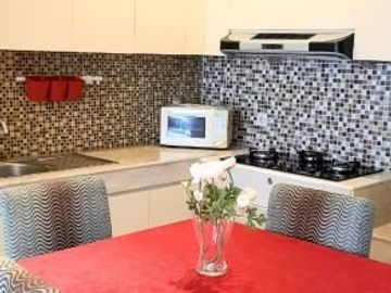 SEWA Apartemen FX Residence 2BR Furnish tinggal bawa koper lantai 27
