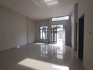 Rumah Baru Siap Huni Puri Anjasmoro, Karangayu, Semarang Barat, Dekat Bandara