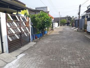 Rumah Baru Siap Huni Puri Anjasmoro, Karangayu, Semarang Barat, Dekat Bandara