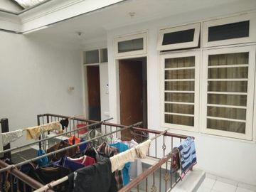 MURAH Rumah Kost Siwalankerto Petra