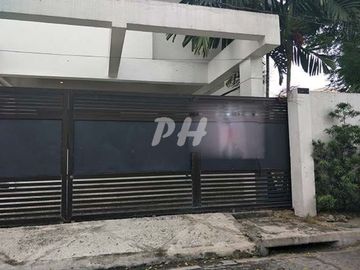 Modern House and Lot For Sale in Pasig At 10M PH962