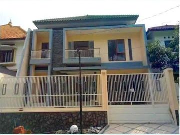 Rumah 2 Lantai Luas 300 di Puncak Dieng kota Malang