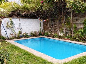 Casa en venta de 5 dorm. en Las Condes