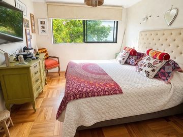 Casa en venta de 5 dorm. en Las Condes