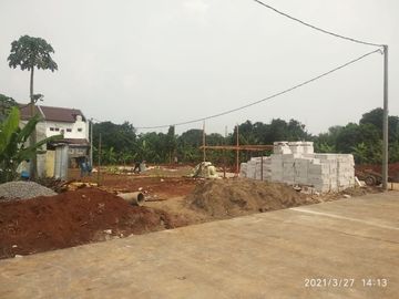 Rumah baru 2 lantai unit terbatas selangkah ke jalan raya jatiasih