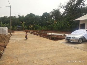 Rumah baru 2 lantai unit terbatas selangkah ke jalan raya jatiasih