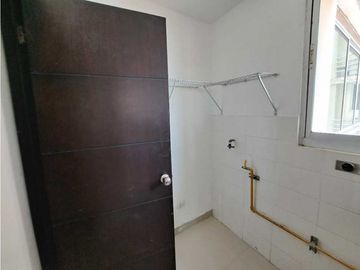 APARTAMENTO EN ALBROOK 3 RECAMARAS  PINE HILLS