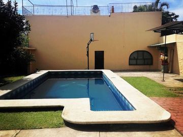 ¡¡¡OPORTUNIDAD!!! SE VENDE  GRANDIOSO INMUEBLE, para negocio en Ocotepec