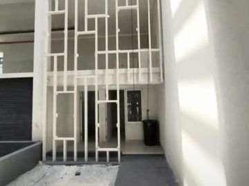 Rumah Para Millenials dg Private Garden Kebayoran Village | GB-4484