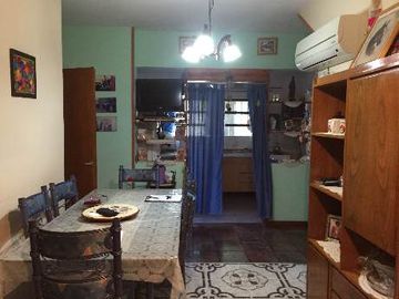 Casa PH en venta en Wilde