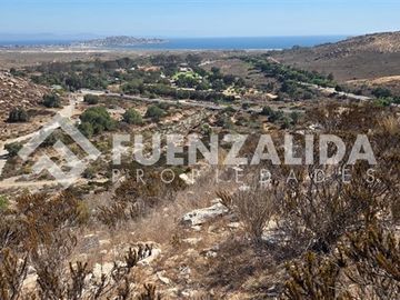 Sitio venta camino Tongoy frente Puerto Velero Coquimbo
