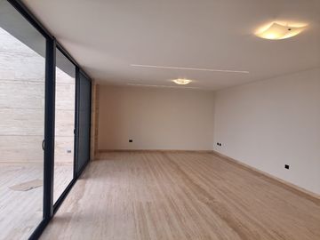 CASA EN VENTA EN PEDREGAL FASE 1