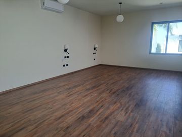 CASA EN VENTA EN PEDREGAL FASE 1