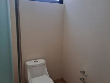CASA EN VENTA EN PEDREGAL FASE 1