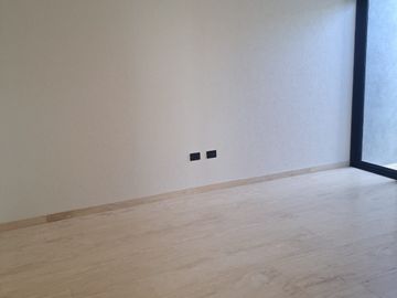 CASA EN VENTA EN PEDREGAL FASE 1