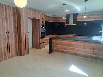 CASA EN VENTA EN PEDREGAL FASE 1