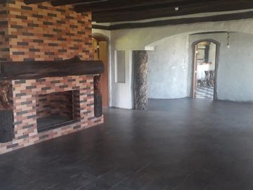 Vendo Hermosa Casa Rústica en Puembo