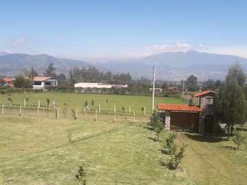 Vendo Hermosa Casa Rústica en Puembo