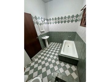 Venta casa de 4 AMB centro de Paso del Rey