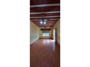 Venta casa de 4 AMB centro de Paso del Rey
