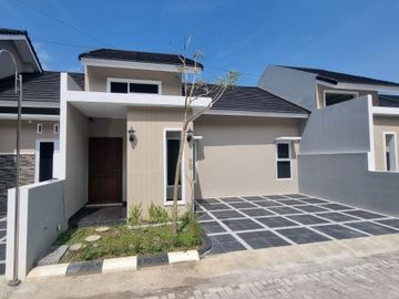 Dijual Rumah Siap Huni utara Pasar Cebongan