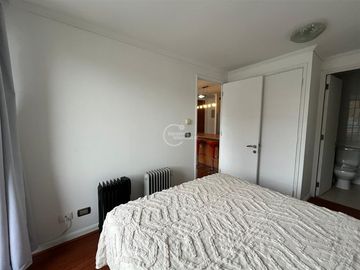Amoblado, 2 dorm. 2 baños. Estac. Metro Manuel Montt