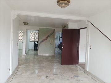 casa en venta en el ingenio ii. Cod V120439